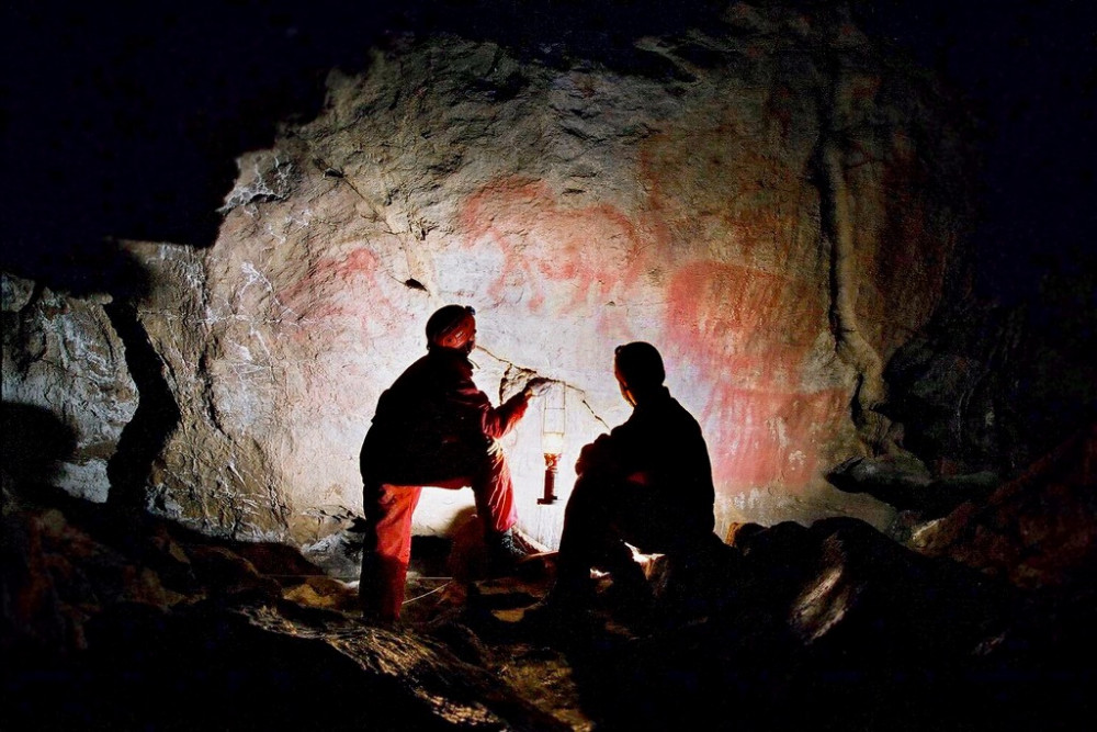 Наскальные рисунки Каповой пещеры_О.Б.Менков