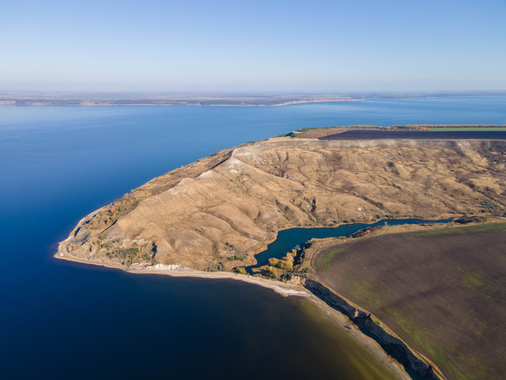 Национальный парк Сенгилеевские горы_Куйбышевское водохранилище.jpg