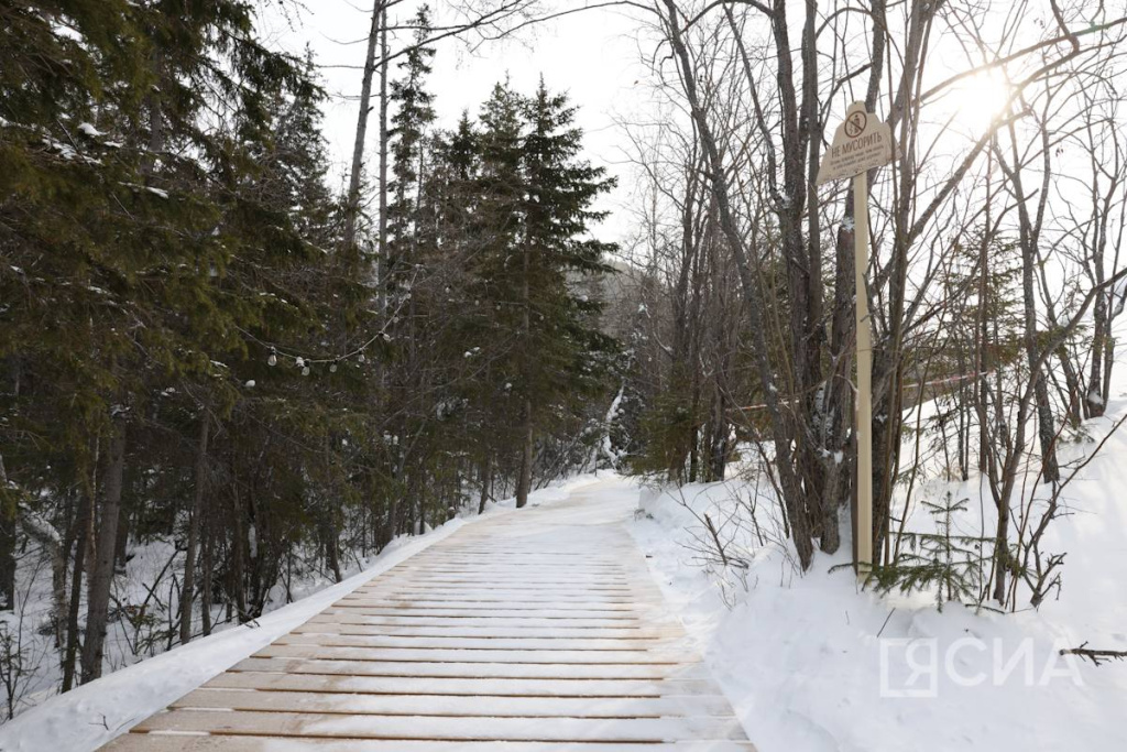 Экотропа в нацпарке Ленские столбы оборудована знаками_Фото Вадима Скрябина.jpg