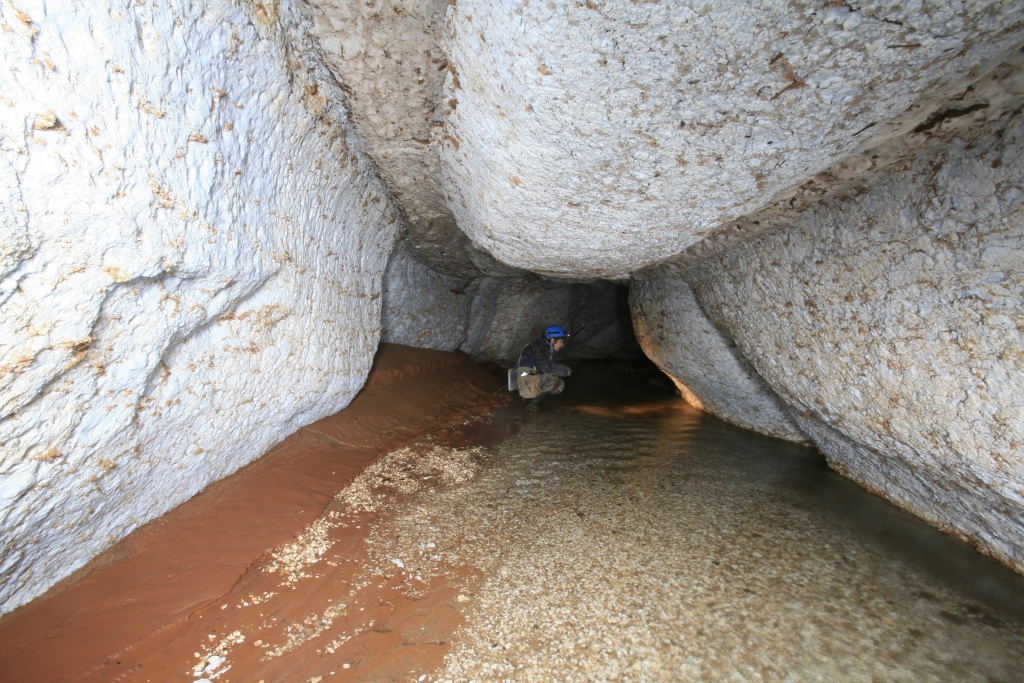 Пещера Красногорская_Пинежский заповедник-_Фото Владимира Горбатовского