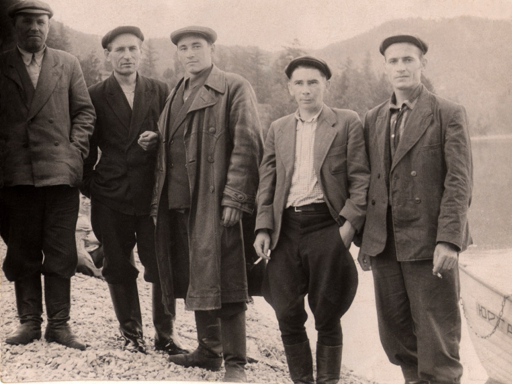 Сотрудники Алтайского заповедника после войны